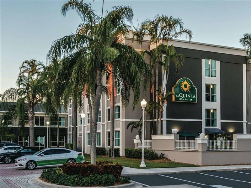 La Quinta By Wyndham Plantation At Sw 6Th St Hotel Exterior foto