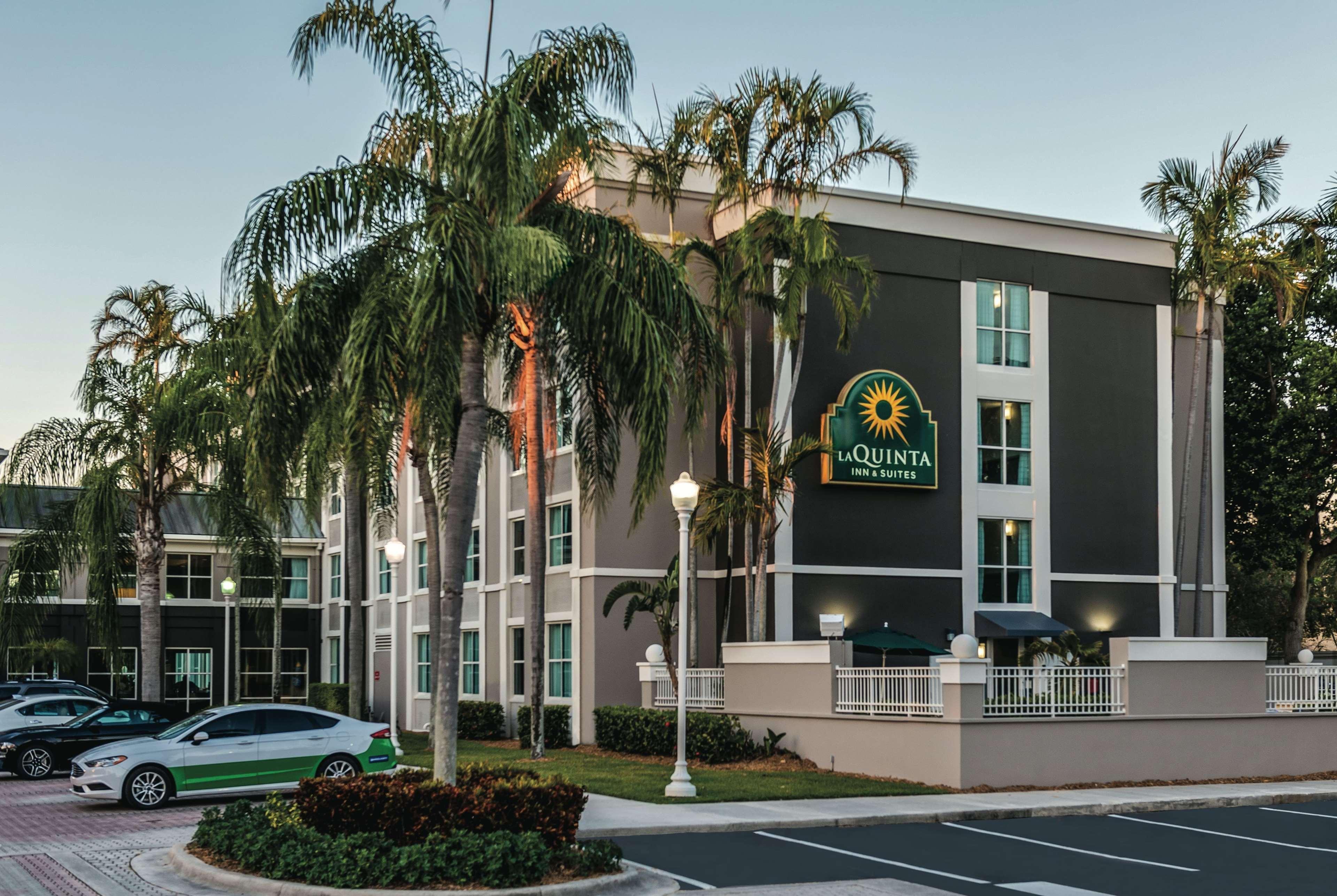 La Quinta By Wyndham Plantation At Sw 6Th St Hotel Exterior foto
