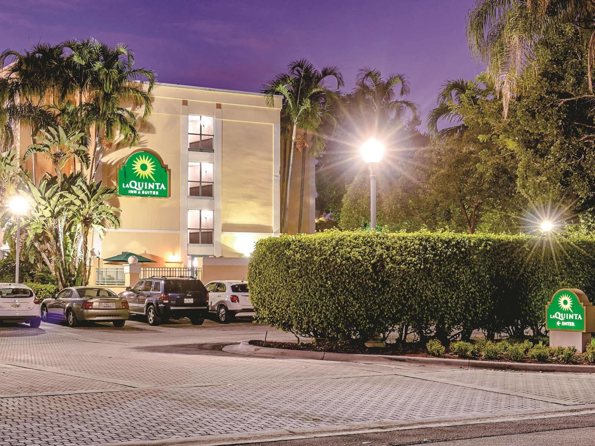 La Quinta By Wyndham Plantation At Sw 6Th St Hotel Exterior foto